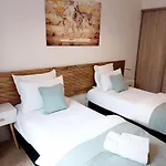2 Bedroom, 4-6 Pers., 5min To The Beach, Wifi, Ac * Nice