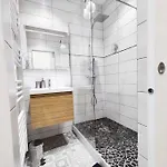 2 Bedroom, 4-6 Pers., 5min To The Beach, Wifi, Ac Nice