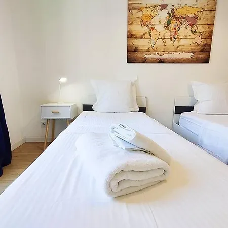 2 Bedroom, 4-6 Pers., 5min To The Beach, Wifi, Ac Appartement Nice