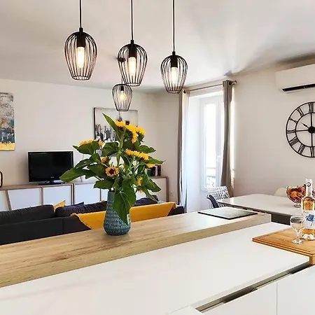 Appartamento 2 Bedroom, 4-6 Pers., 5min To The Beach, Wifi, Ac Nizza