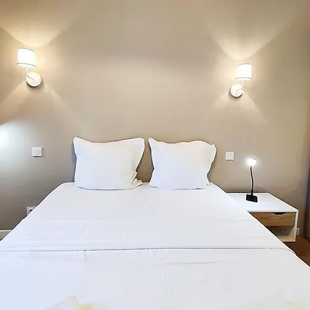2 Bedroom, 4-6 Pers., 5min To The Beach, Wifi, Ac *
