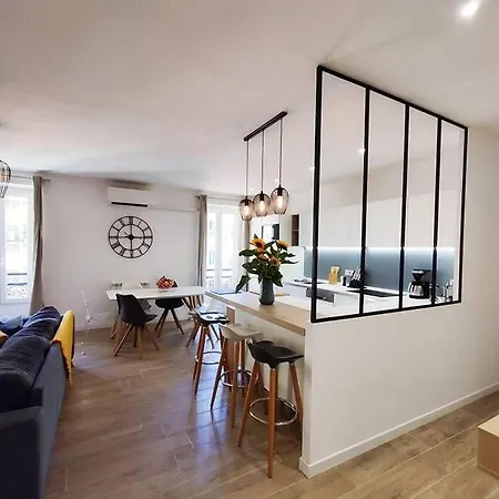 2 Bedroom, 4-6 Pers., 5min To The Beach, Wifi, Ac * Nice