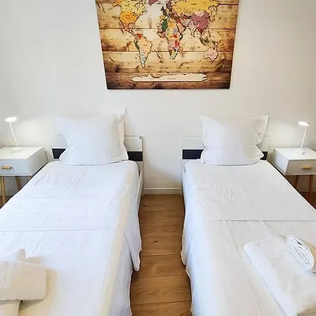 2 Bedroom, 4-6 Pers., 5min To The Beach, Wifi, Ac Appartamento *